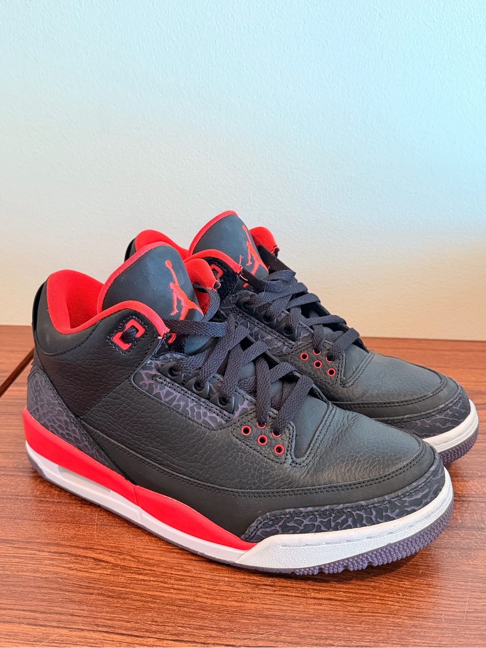 Jordan 3 crimson released Feb 2013 perfect condition. Box and original receipt.